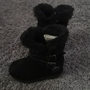 Baby boots size 6